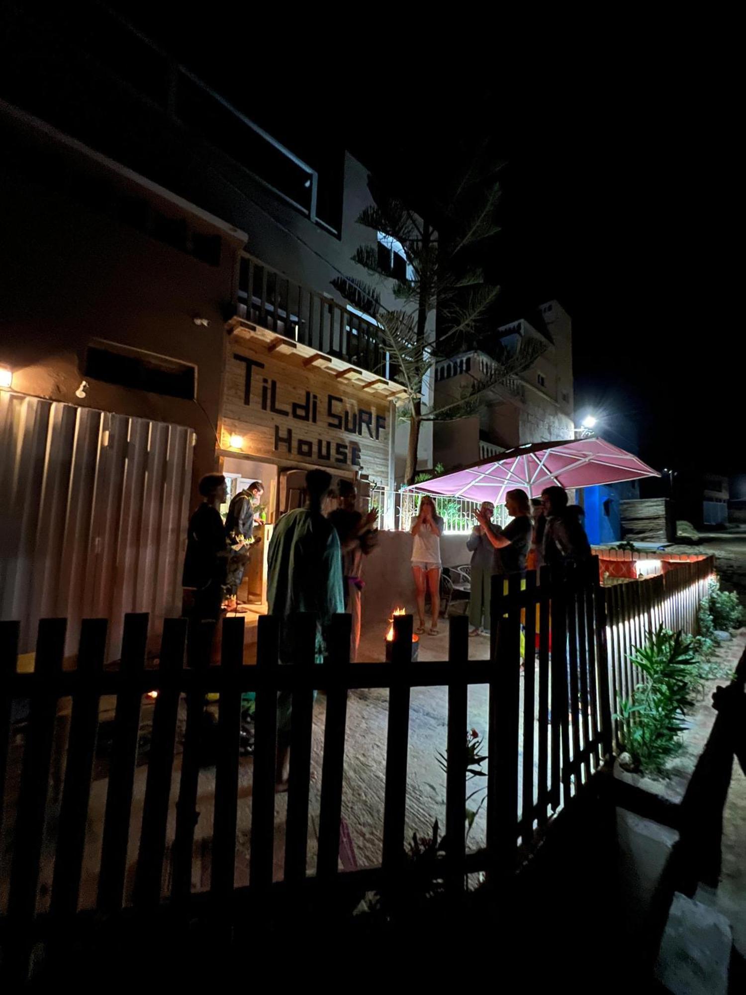 Tildi Surf House Hotel Imsouane Bagian luar foto